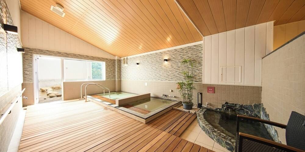 SPA 内風呂 / 2