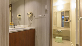 洋室 (ラージツイン) 広々39.4平米