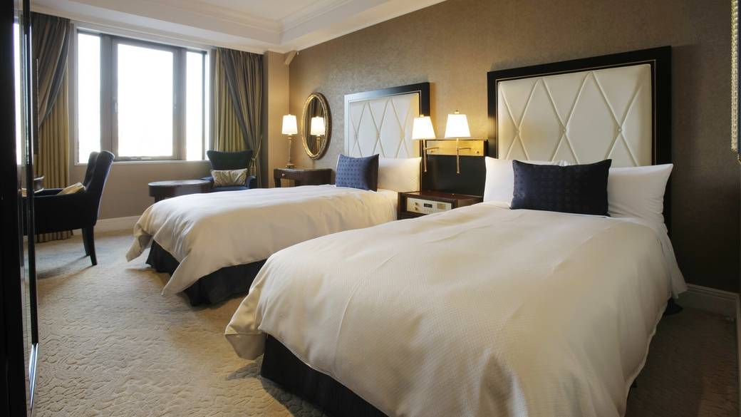 本館グランドツイン / 1