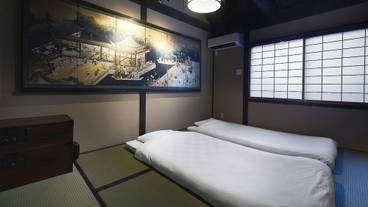 客室 / 11