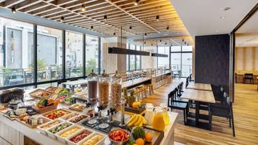 朝食スペース / 15