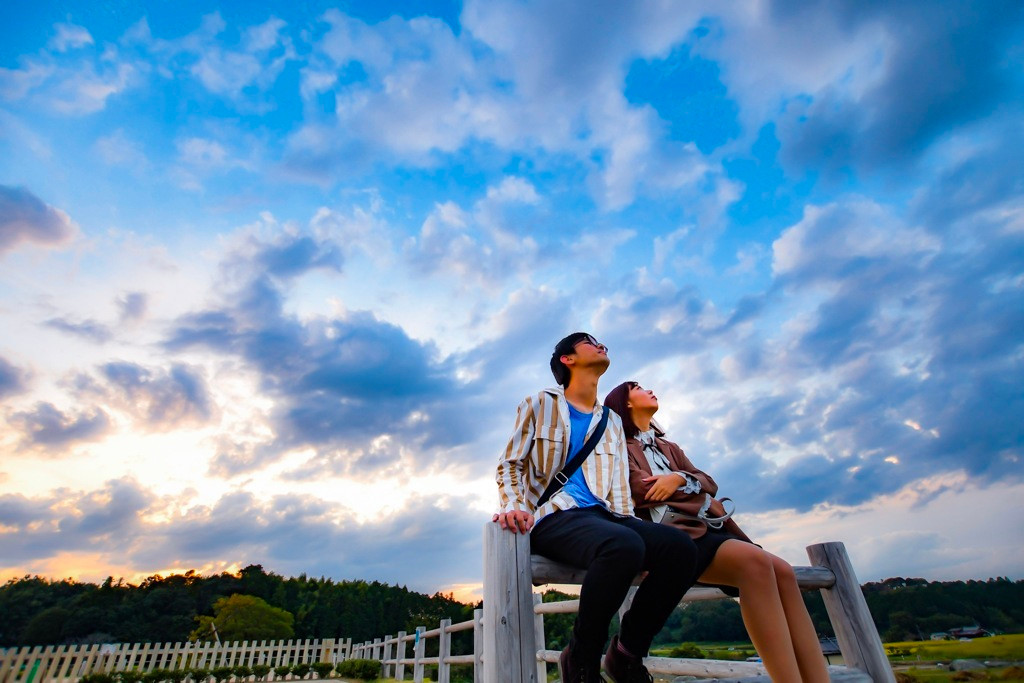 最近、大きな空を見ていますか?4236910