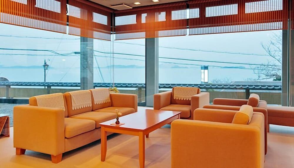 ロビー応接スペース