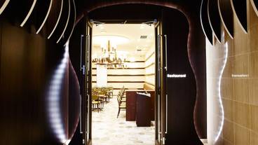 朝食スペース / 8