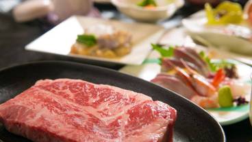 食事・飲み物 / 3