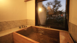 東館客室　‐二間客室・源泉100％かけ流し檜温泉内風呂付 [スタンダード] [和室] [禁煙] [眺望なし]