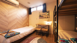 トリプルルーム 共用バスルーム