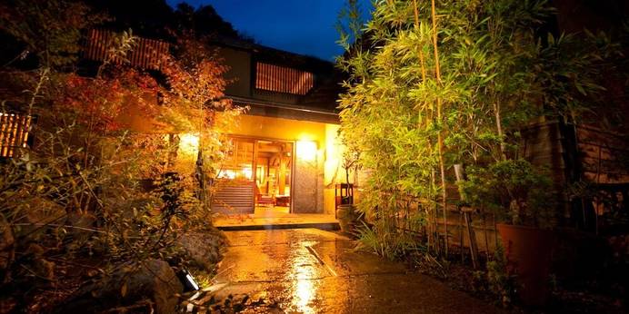 八面山金色温泉 こがね山荘（大分県 旅館） / 1