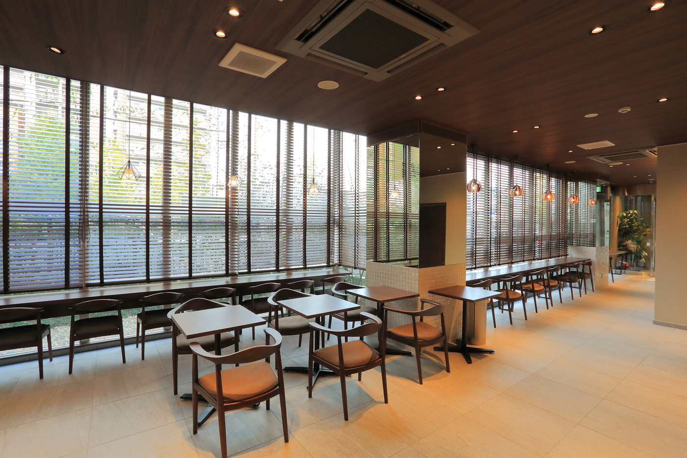 駅チカ！身軽な行動の拠店にぴったりのおしゃれホテル3982389