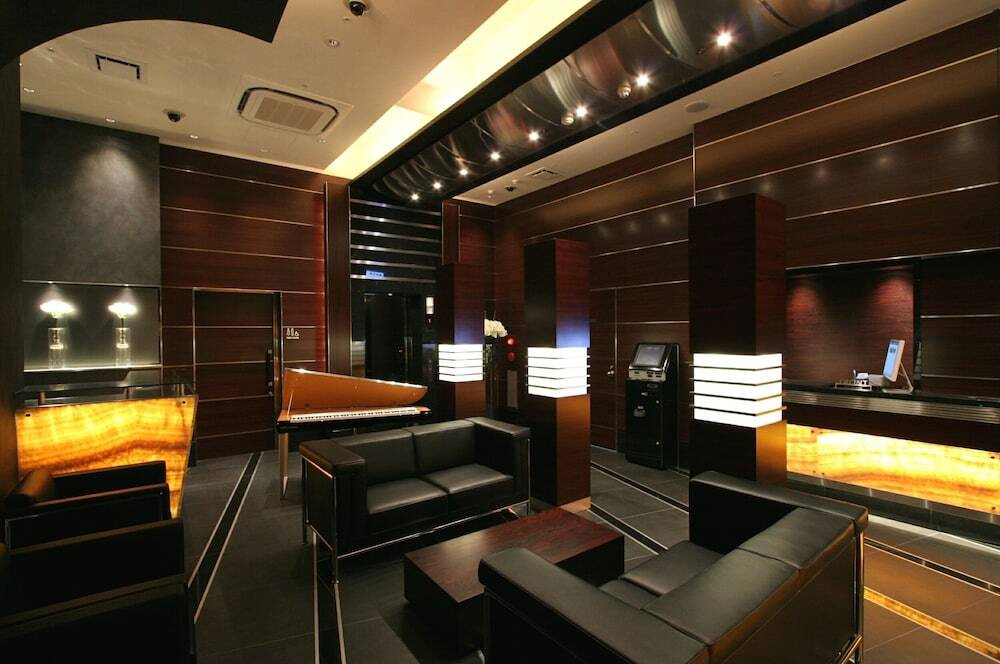 ロビーラウンジ