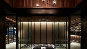 エントランス / 1