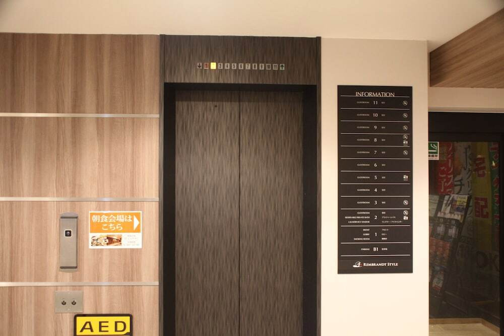 内部エントランス