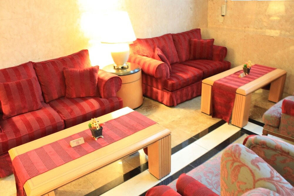 ロビーラウンジ