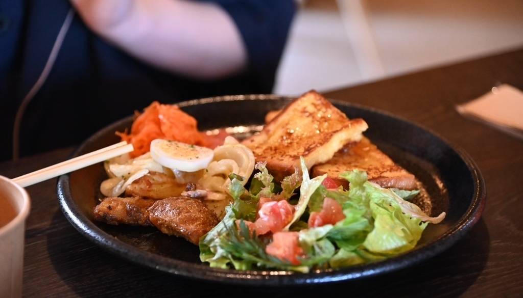 ノウニエール 朝食 / 3