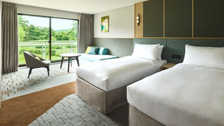 プレミアム ルーム シングルベッド 2 台 マウンテンビュー