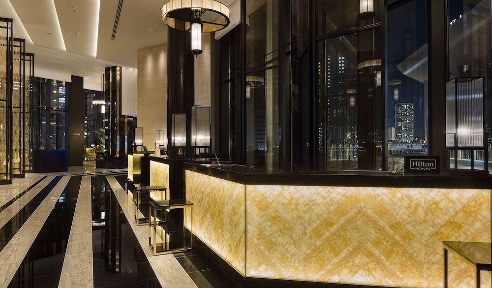 スタイリッシュなフロント / 2