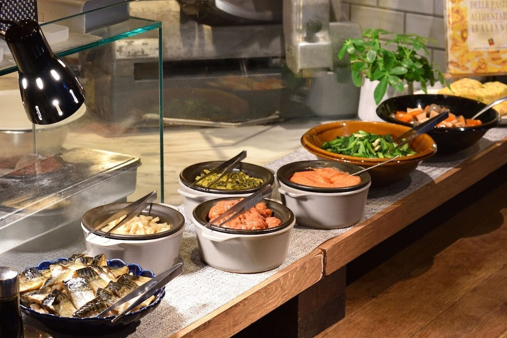 朝食ビュッフェ