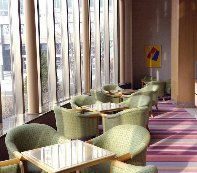 ラウンジ「オーロラ」 / 1