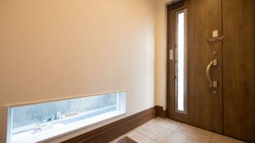 内部エントランス / 2