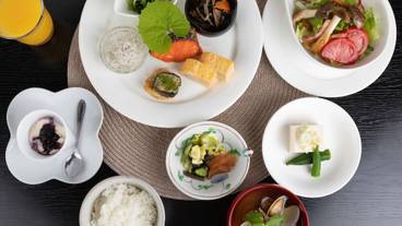 食事・飲み物 / 1