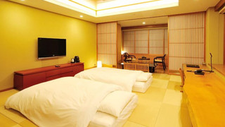 デラックスタタミ