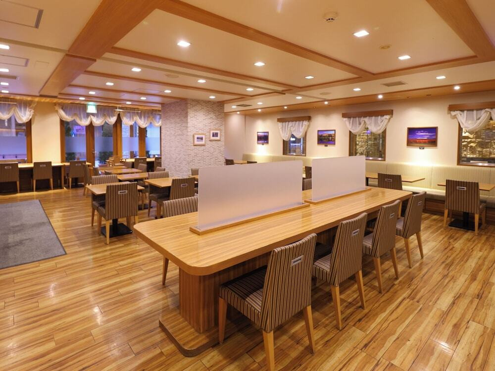 レストラン