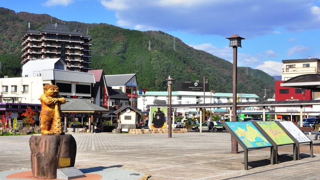 鬼怒川温泉駅前の風景 / 2
