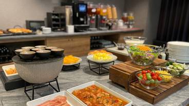 朝食ビュッフェ / 3