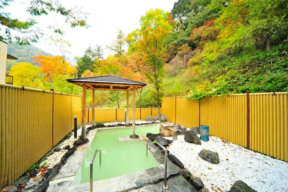 行く価値あり！良質な温泉に浸かって心身を癒そう4253812