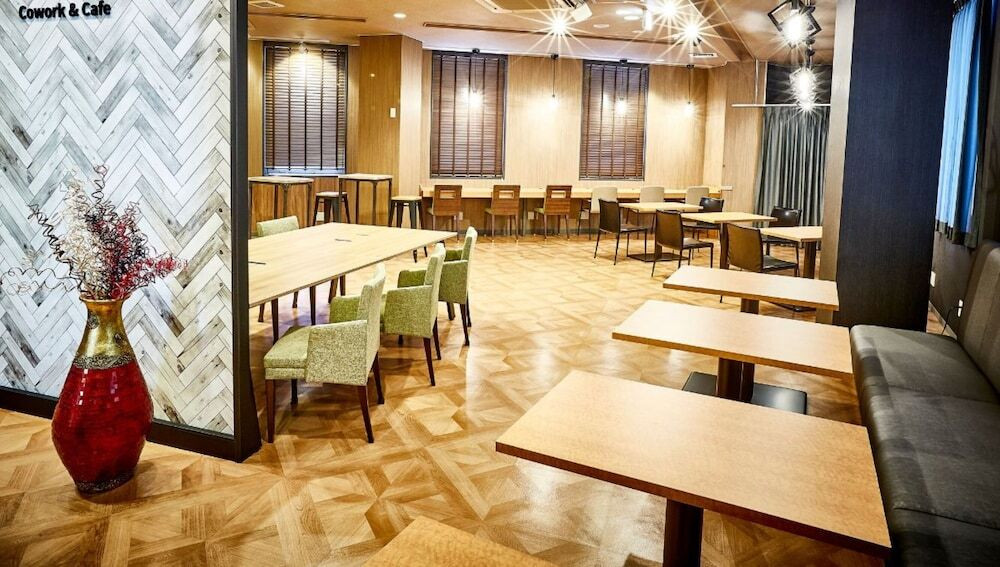 ロビーラウンジ