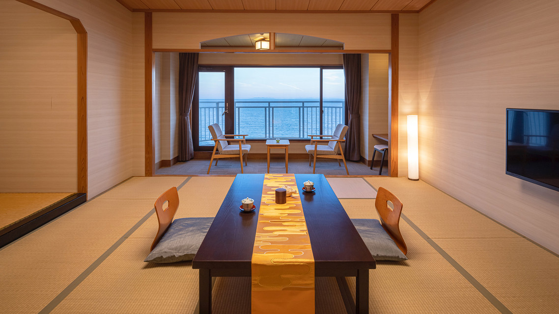 上層階和室