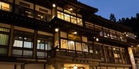 大人ふたり、大正ロマンな温泉旅。銀山温泉のシンボル「能登屋旅館」に泊まってみたい！