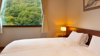 和洋室【虹】リバービュー・ツインベッド・ユニットバス 禁煙