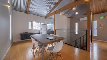 客室内のダイニングエリア / 10