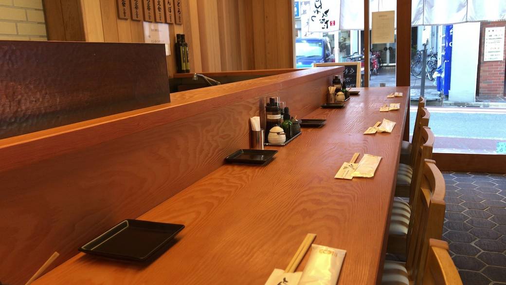 「とんかつひなた」で
肉厚とんかつに舌鼓 / 4