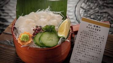 食事・飲み物 / 12