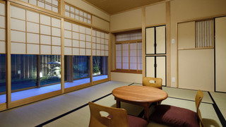 ラグジュアリー ルーム ガーデンビュー