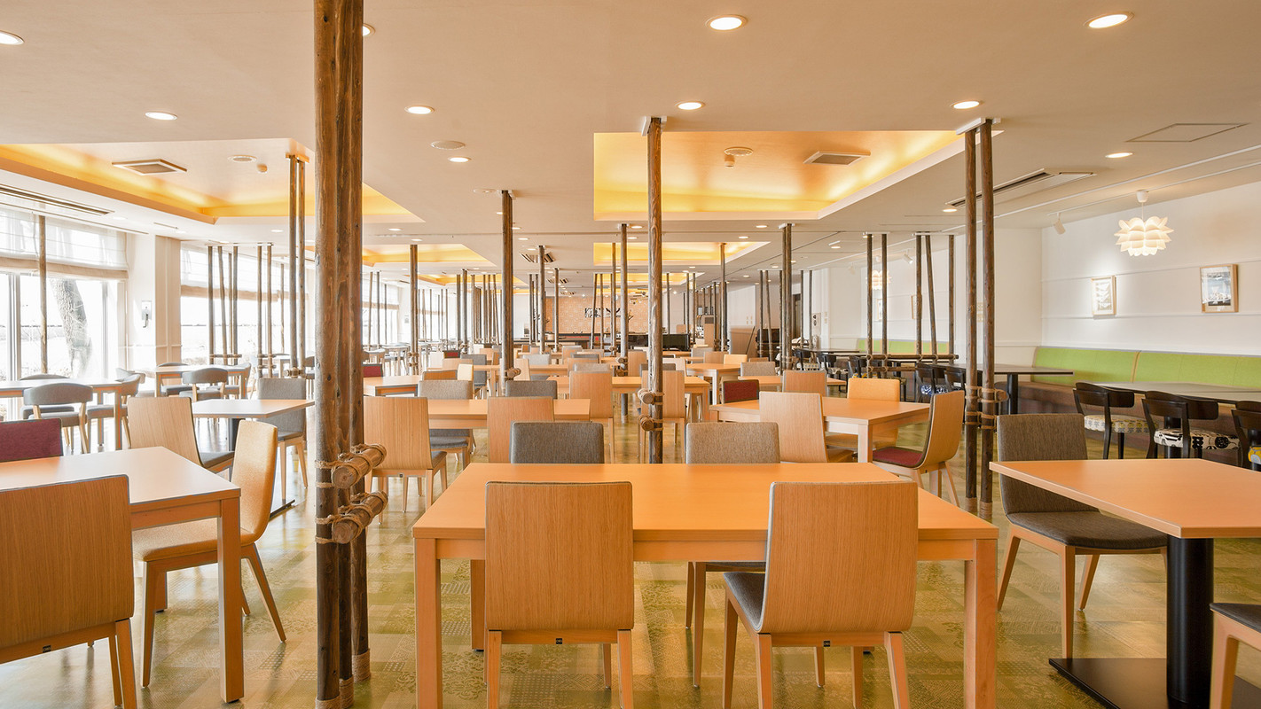 バイキングレストラン 楡の森②