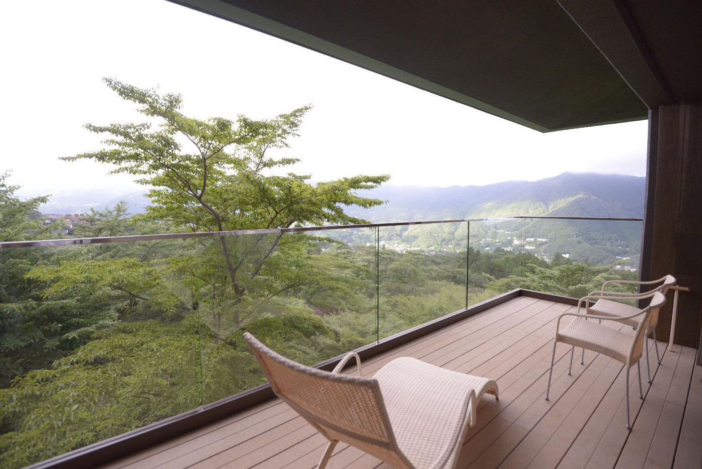 白檀の香りに心癒される。箱根を一望できる開放的な宿4045747