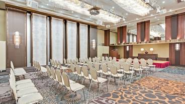 ボールルーム / 24