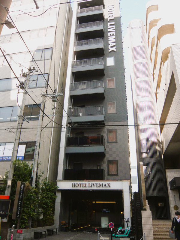 幅の無い薄っぺらい建て方？