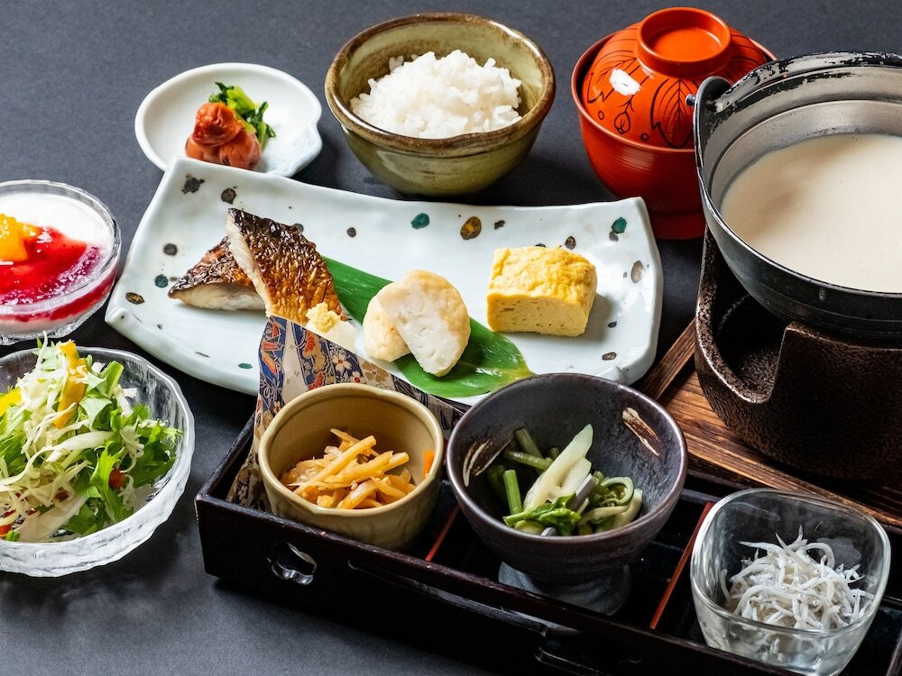 朝食