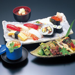 1貫100円ほど～！上野「よし寿司」で気軽にランチ＆ディナー♪