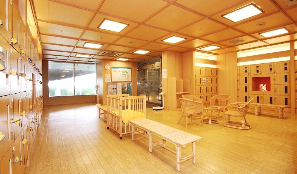 脱衣スペース / 2