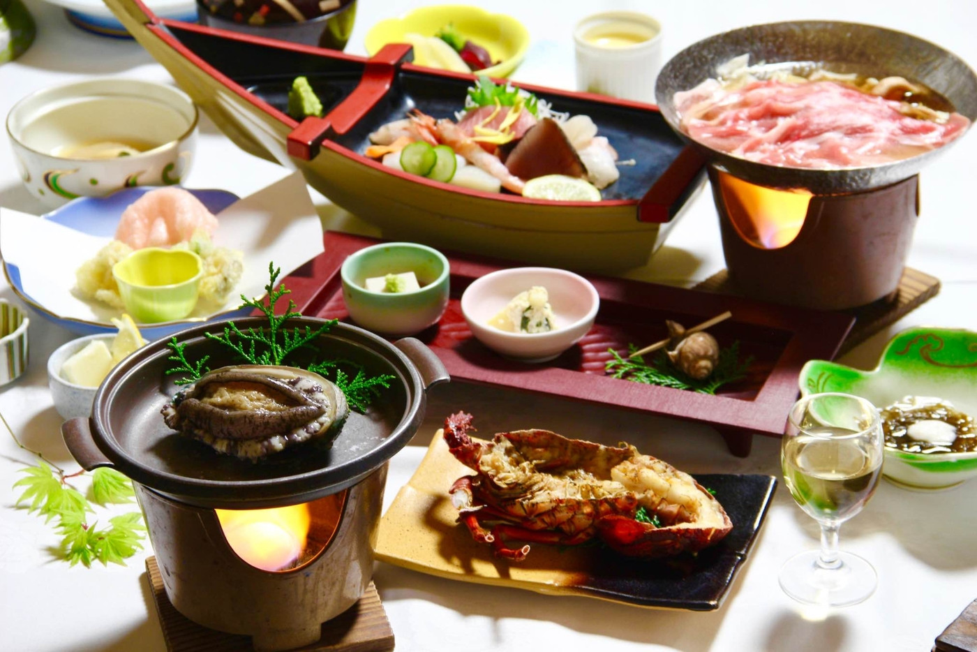 13. 4000坪の庭園で四季を感じる「伊豆網代温泉 松風苑」4247800