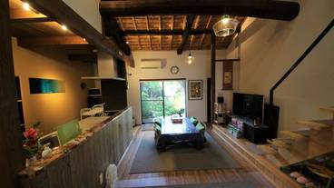 施設の入り口 / 7