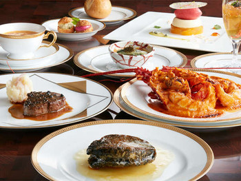  「華麗なる一族」やサミットのディナー会場にもなった「ラ・メール ザ クラシック」1302504