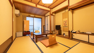 【ちょっと狭い和室 三余】6畳 禁煙