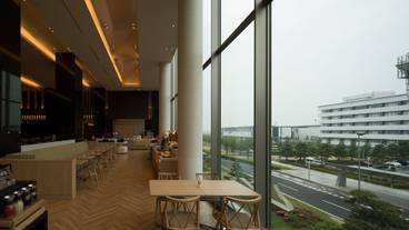 朝食スペース / 7