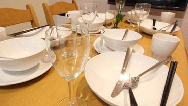 客室内のダイニングエリア / 23